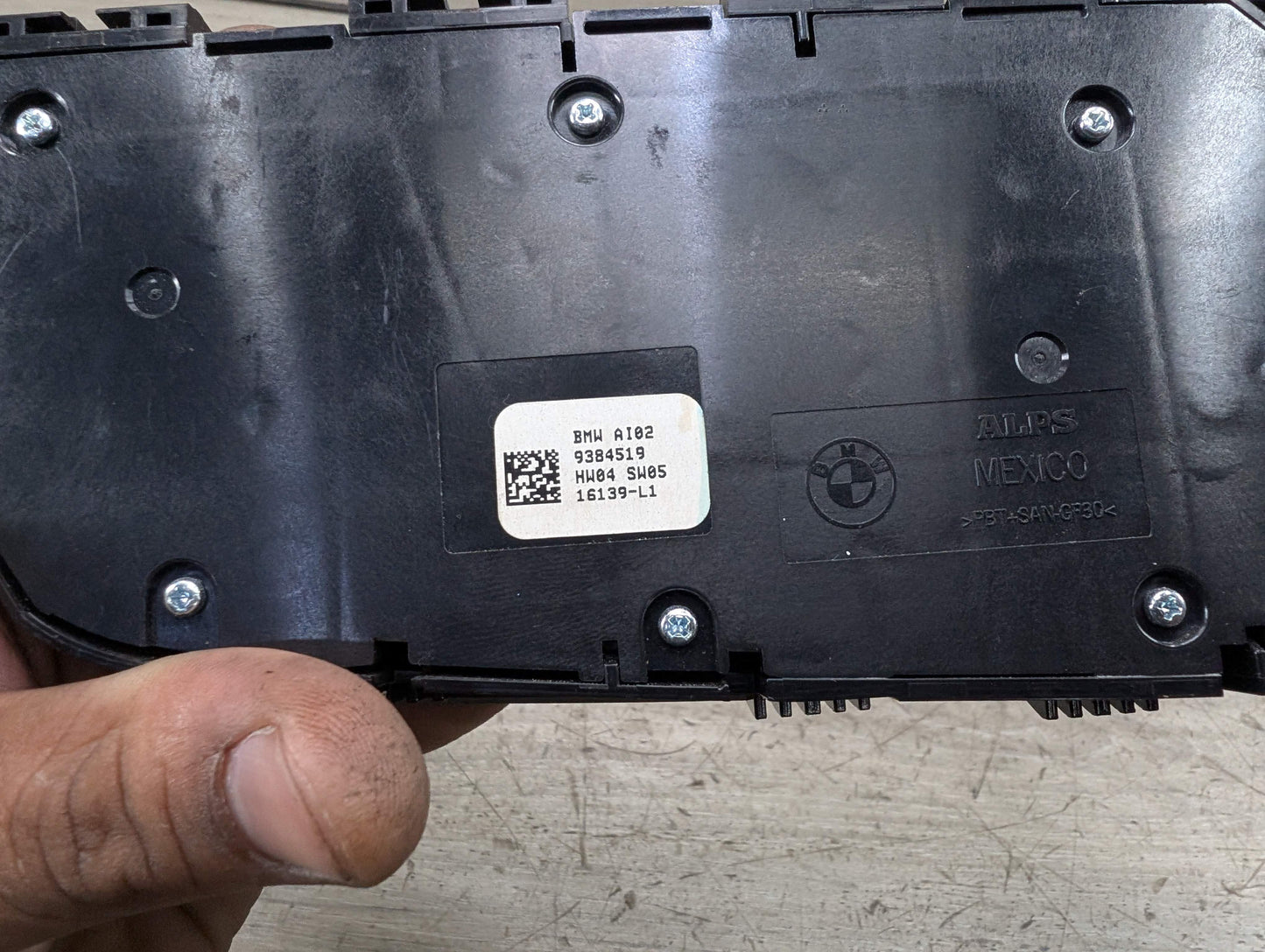OEM BMW F90 G11 G12 G30 G32 M5 Front Left Driver Seat Adjustment Control Switch