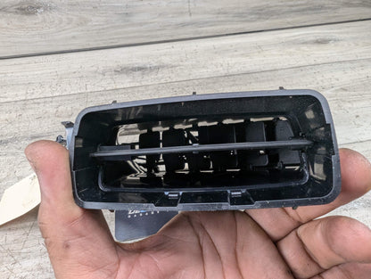 16-19 OEM BMW G11 G12 Right Passenger Side Air AC Vent Dash Grille Trim