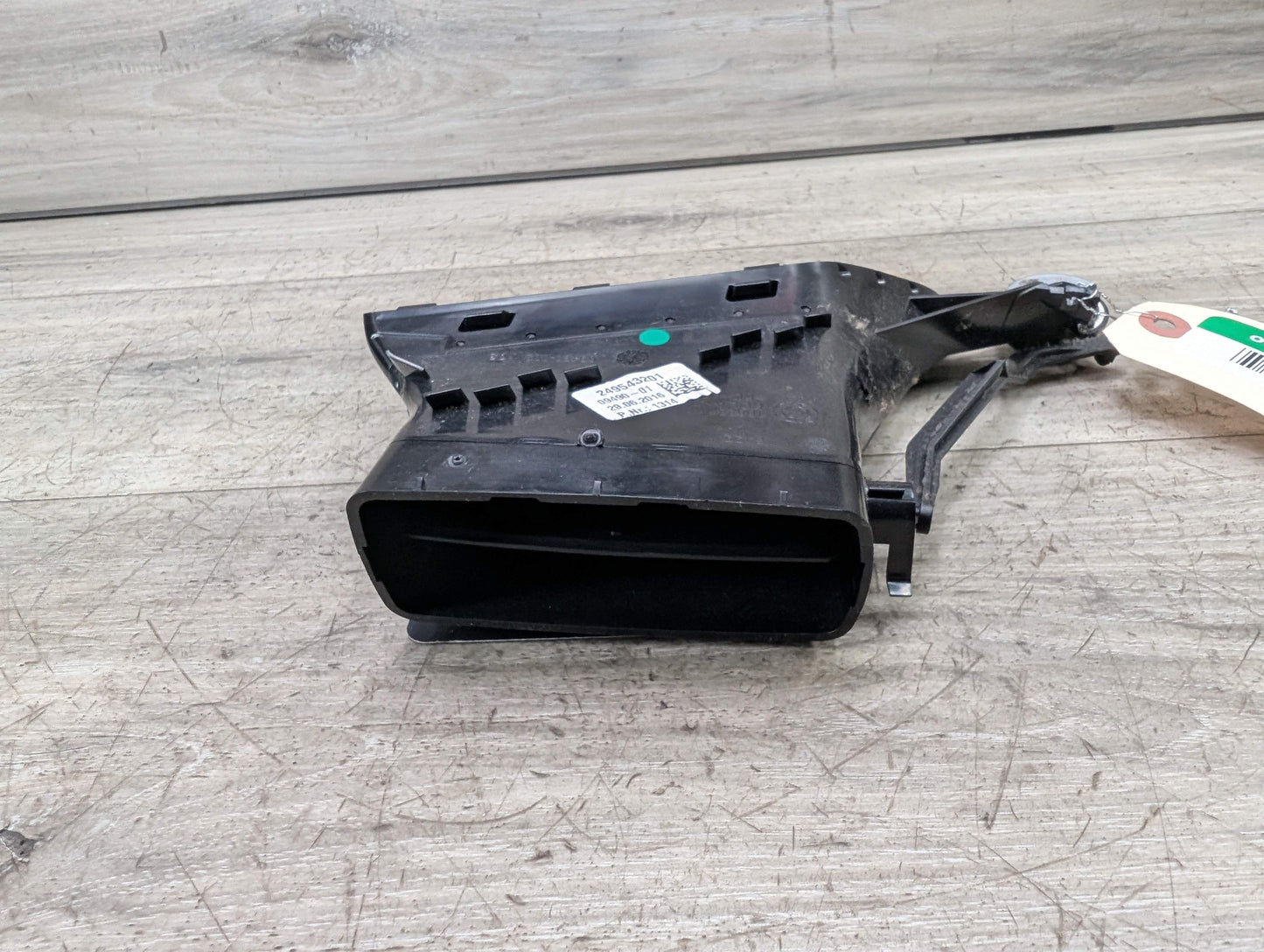 16-19 OEM BMW G11 G12 Right Passenger Side Air AC Vent Dash Grille Trim