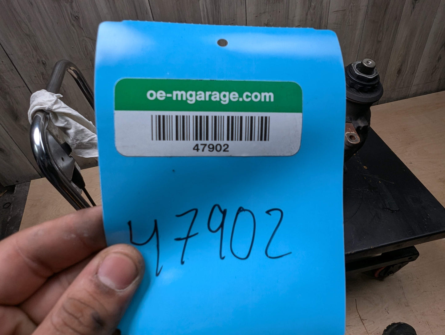 OEM BMW E82 E88 E92 E93 135 335 N54 N55 DCT Rear Differential Axle Carrier 2.56