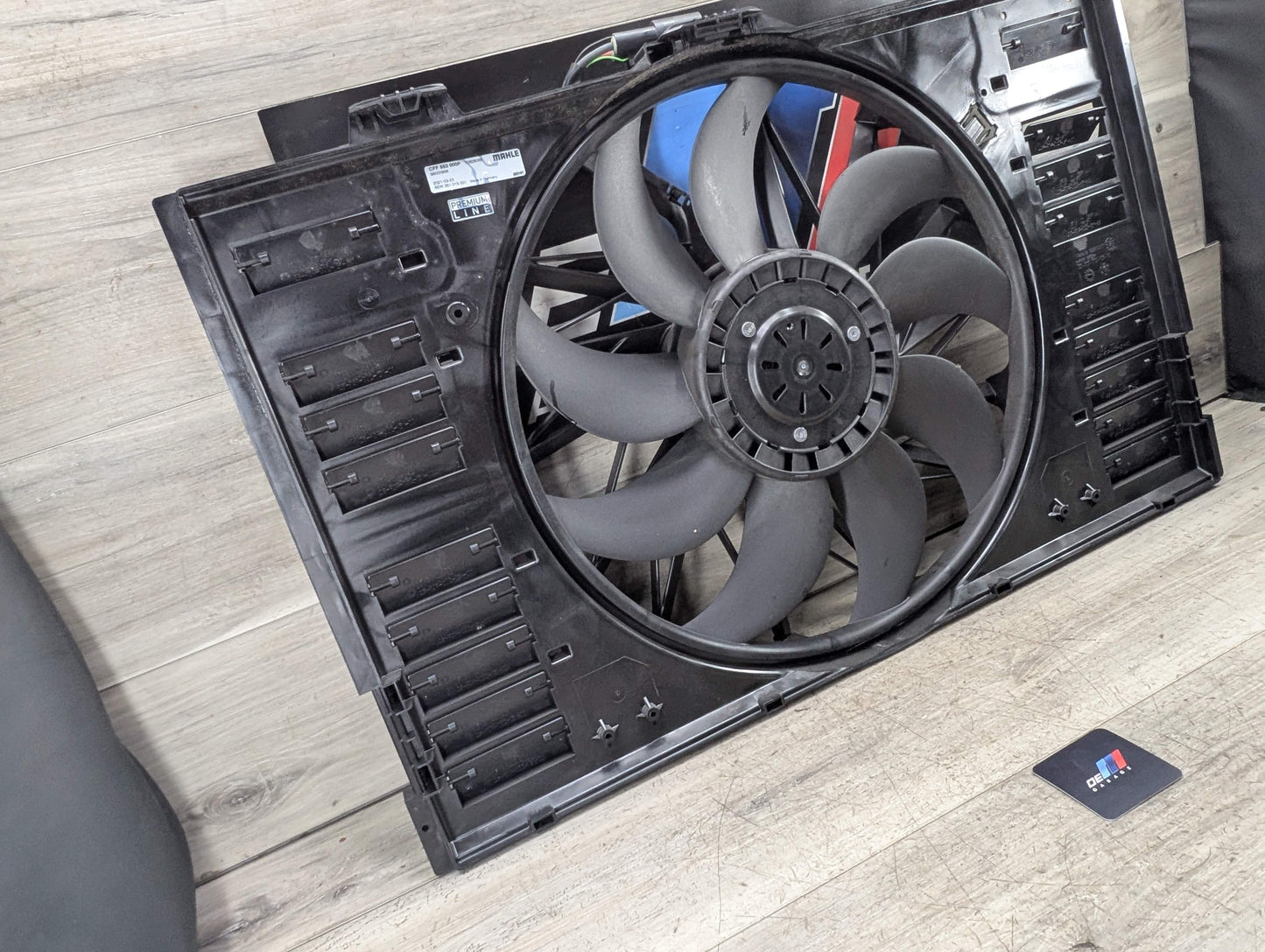 14-16 BEHR Porsche Panamera Turbo Electric Radiator Cooling Fan Shroud w/ Motor