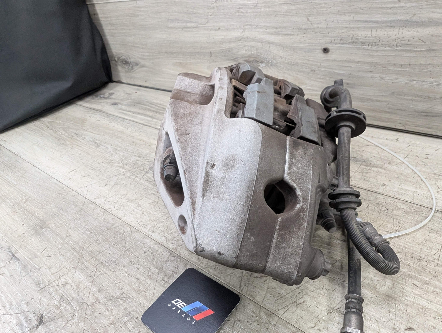 OEM BMW G12 G14 G16 G30 540 740 840 B58 Front Right Passenger Brake Caliper Gray