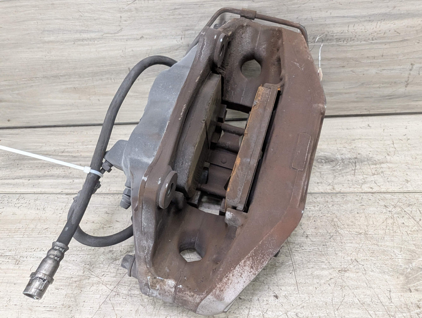 OEM BMW G12 G14 G16 G30 540 740 840 B58 Front Right Passenger Brake Caliper Gray