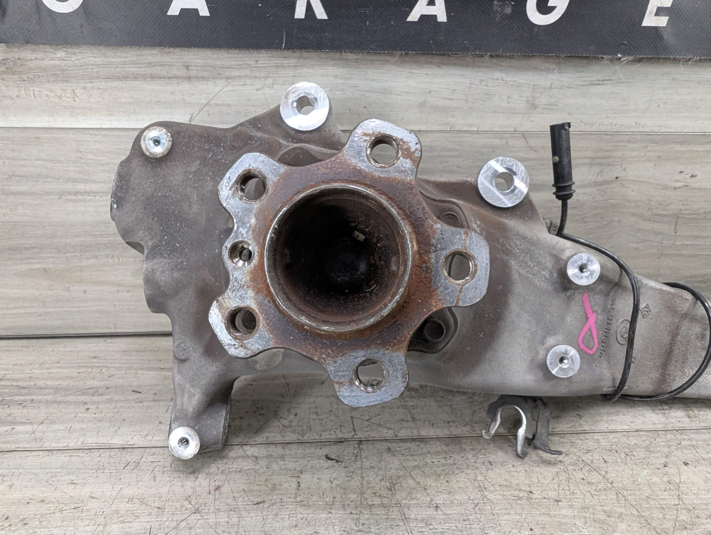OEM BMW G11 G12 740 750 RWD Front Right Passenger Hub Bearing Spindle Knuckle