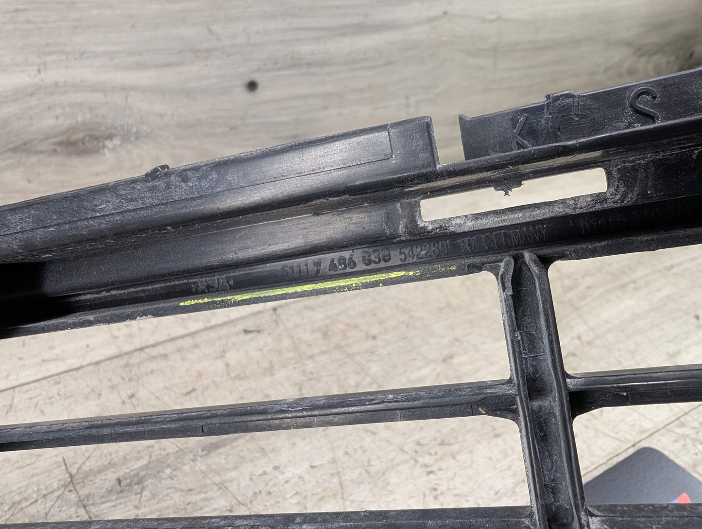 16-19 OEM BMW G11 G12 740 750 Front Bumper Lower Air Inlet Intake Grille