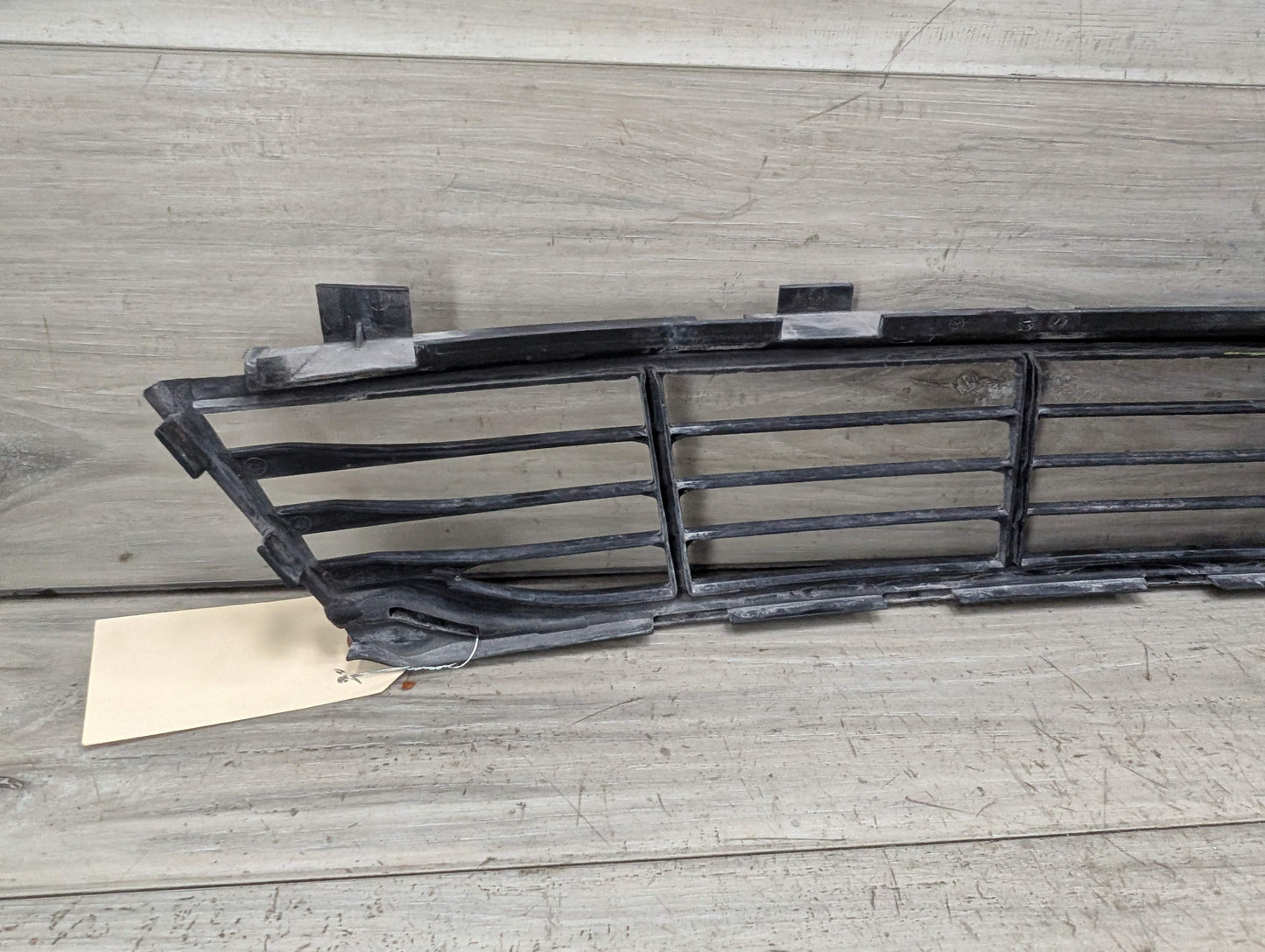 16-19 OEM BMW G11 G12 740 750 Front Bumper Lower Air Inlet Intake Grille