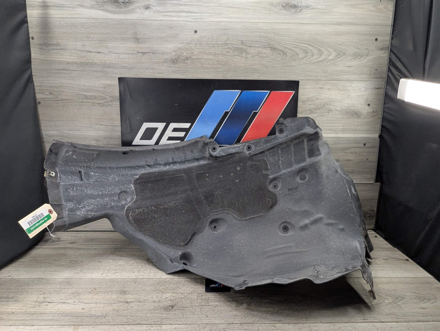 16-22 OEM BMW G12 740 750 Front Driver Rearward Fender Liner Wheel Splash Shield