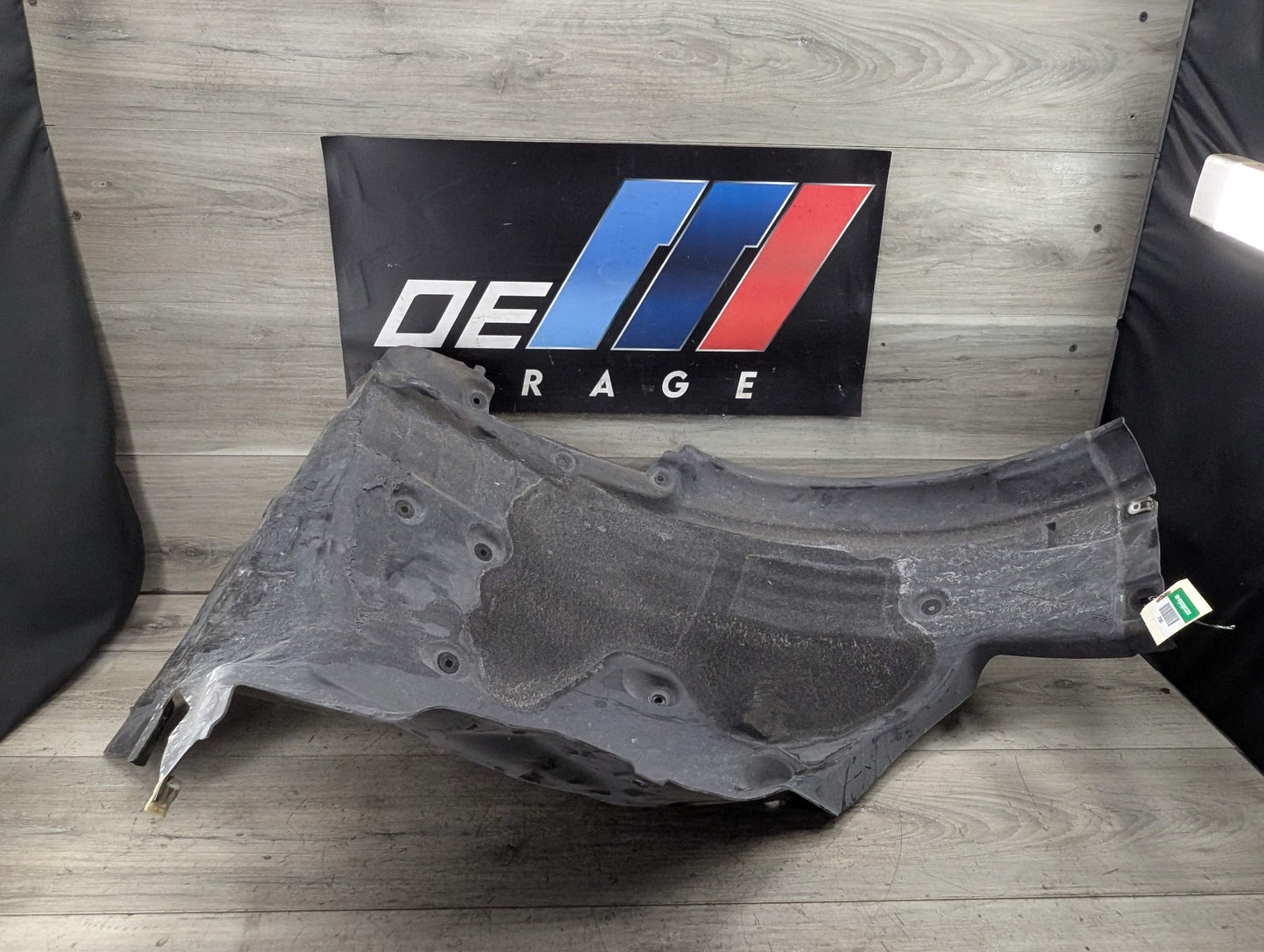 16-22 OEM BMW G12 740 750 Front Driver Rearward Fender Liner Wheel Splash Shield