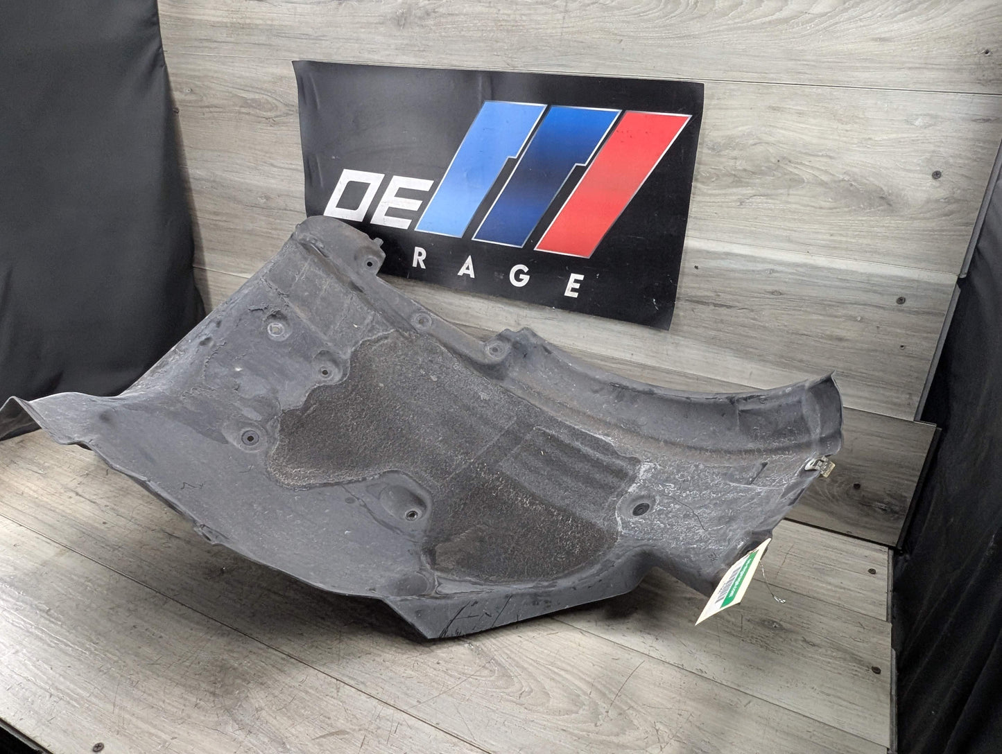 OEM BMW G12 740 750 Front Passenger Rearward Fender Liner Wheel Splash Shield