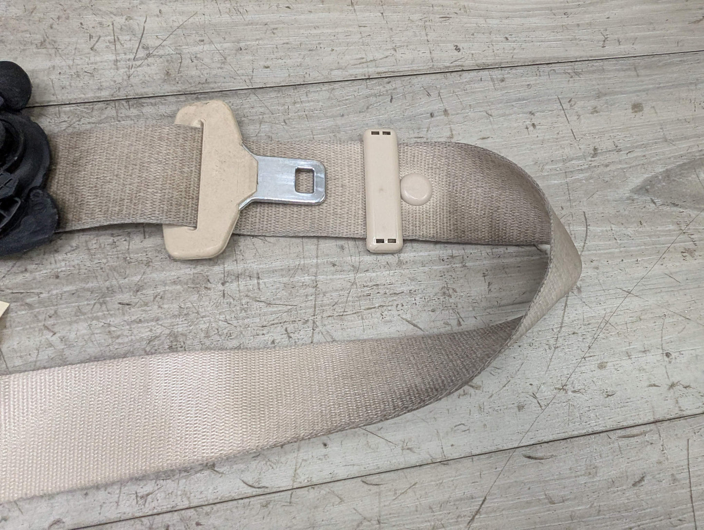 16-22 OEM BMW G11 G12 740 750 Front Right Passenger Seat Belt Retractor BEIGE
