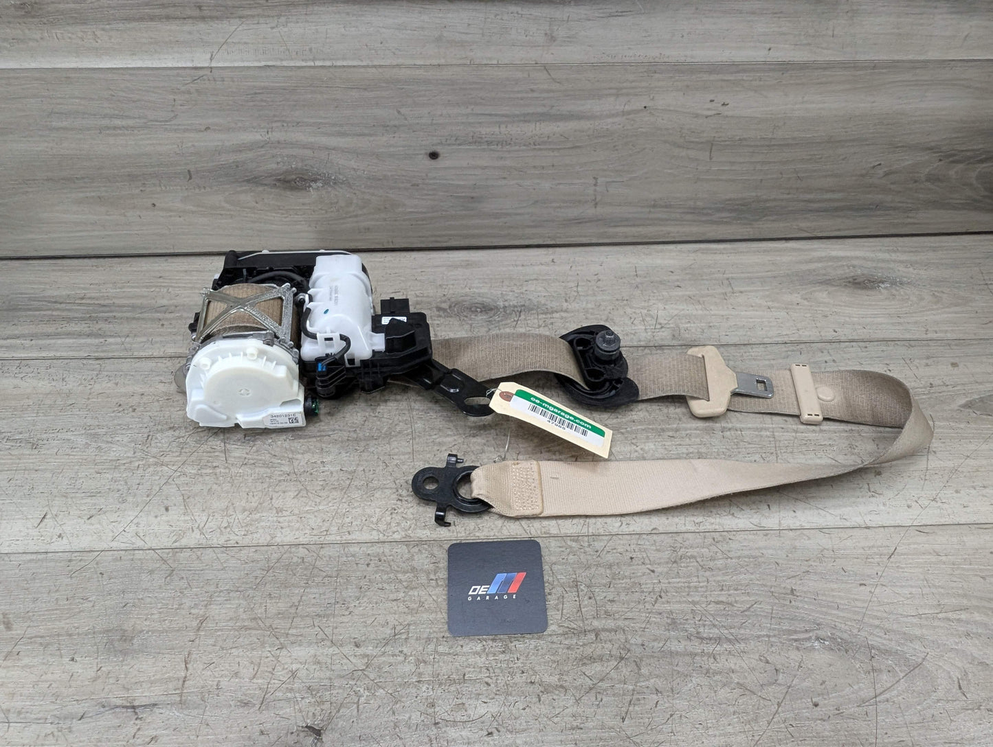 16-22 OEM BMW G11 G12 740 750 Front Right Passenger Seat Belt Retractor BEIGE