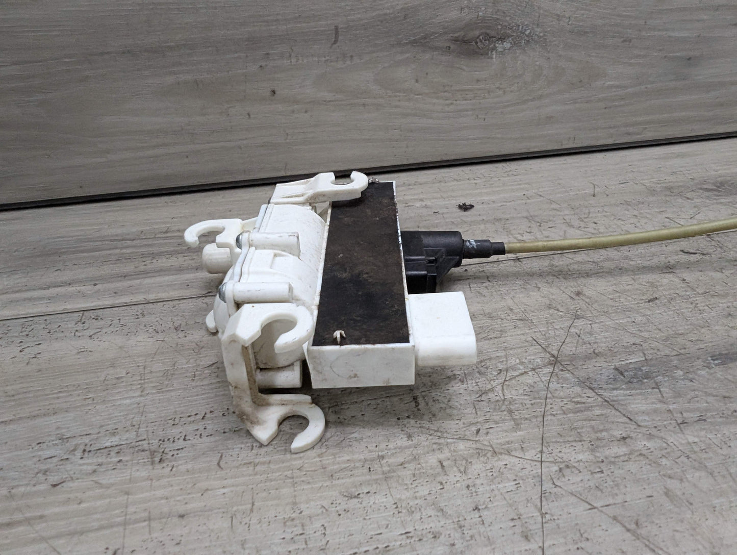 OEM BMW G12 740 750 M760 B7 REAR LEFT DRIVER Door Lock Latch Actuator SOFT CLOSE