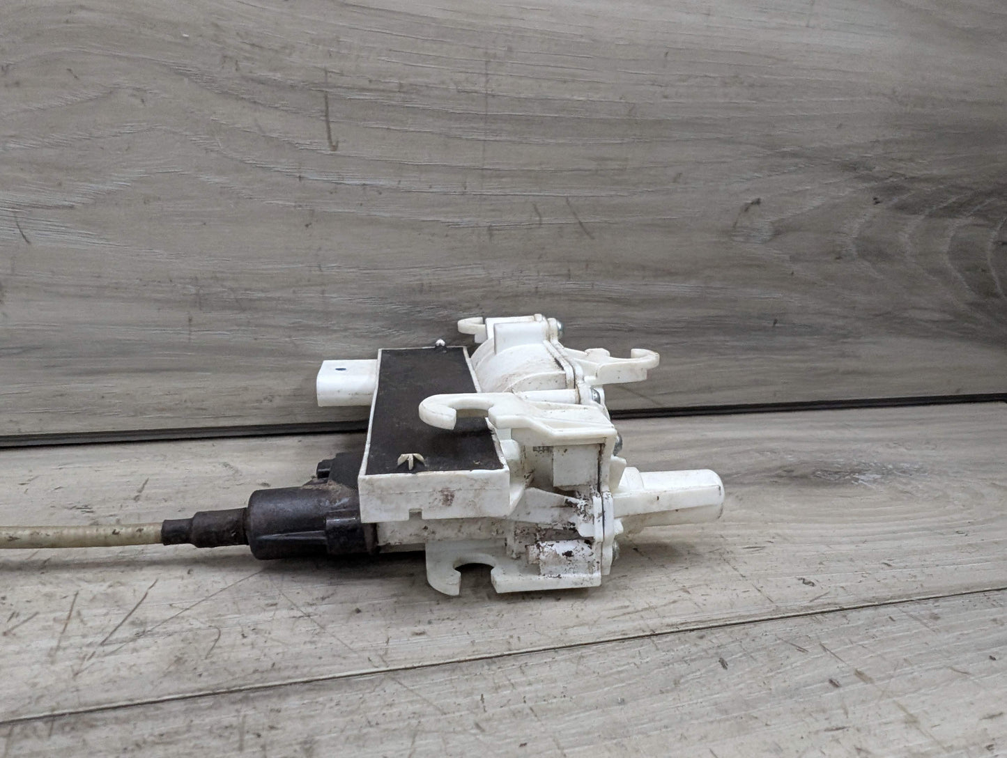 OEM BMW G12 740 750 B7 REAR RIGHT PASSENGER Door Lock Latch Actuator SOFT CLOSE