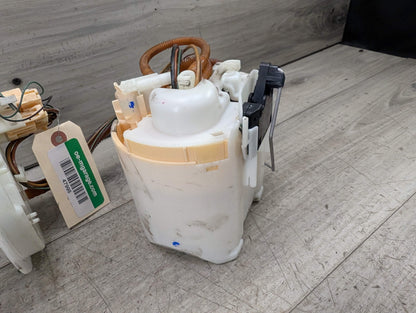 16-22 OEM BMW G12 740 Engine B58 Gas Tank Fuel Pump Sending Unit