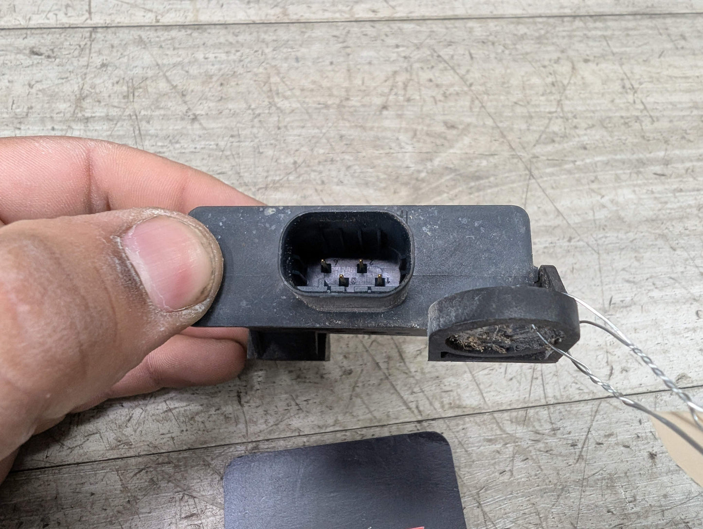OEM BMW E70 E90 E92 X5 Trigger Transmitter Tire Pressure Monitor Sensor TPMS RDC