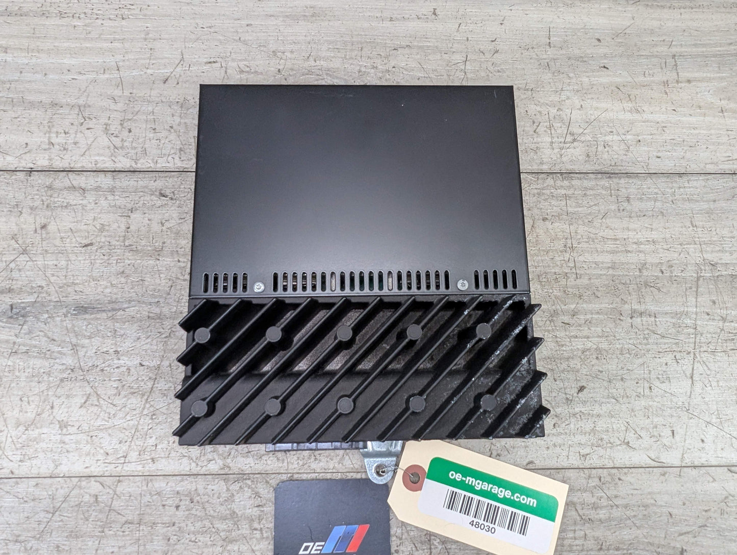 08-13 OEM BMW E88 128 135 PL2 HiFi LEAR Sound System Radio AMP Amplifier