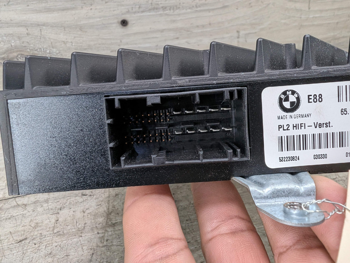 08-13 OEM BMW E88 128 135 PL2 HiFi LEAR Sound System Radio AMP Amplifier