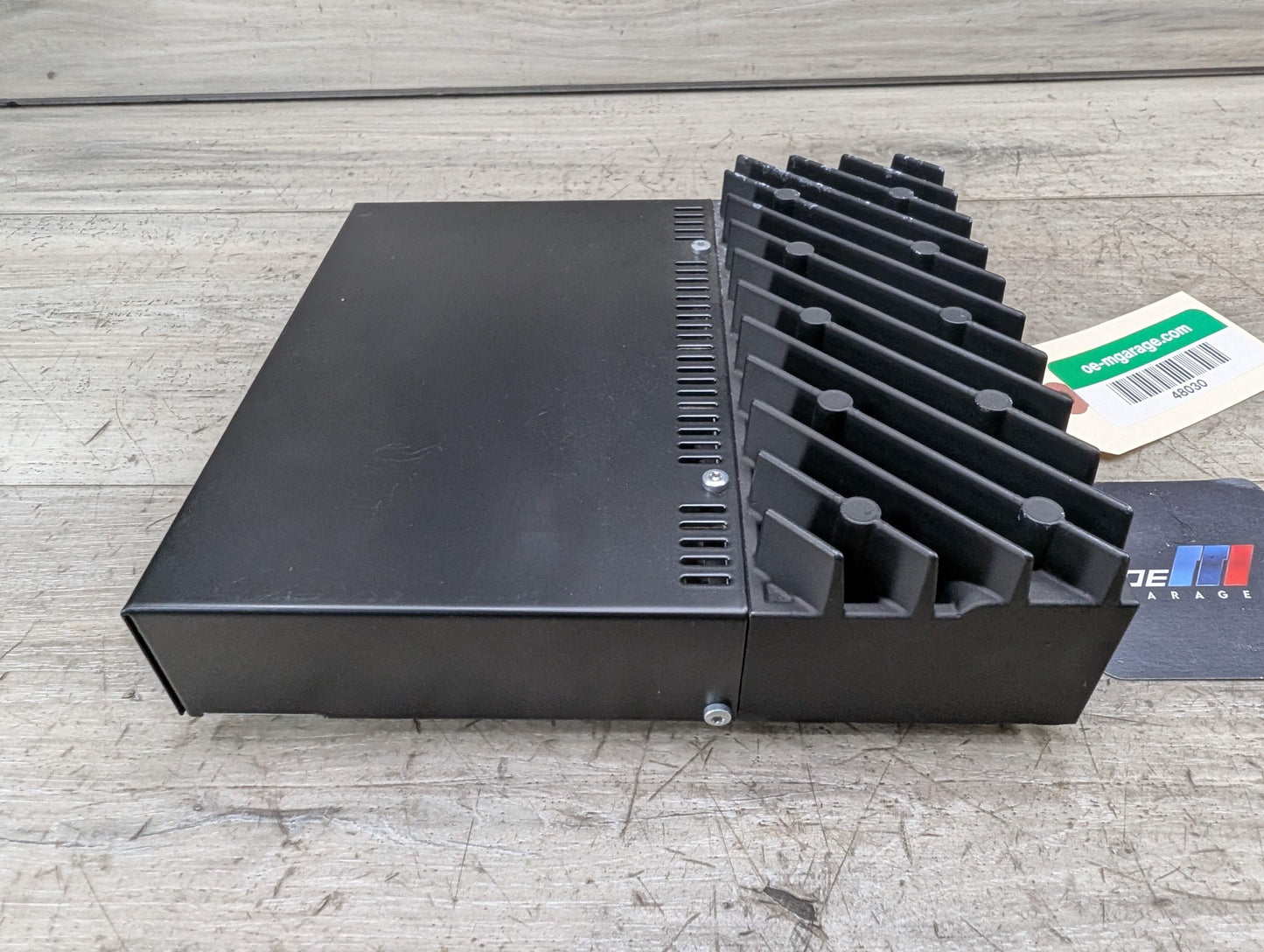 08-13 OEM BMW E88 128 135 PL2 HiFi LEAR Sound System Radio AMP Amplifier