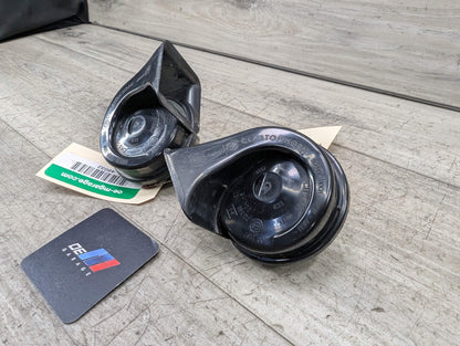 08-13 OEM BMW E82 E88 128i 135i Left Right Horn Signal Low Tone Pitch PAIR