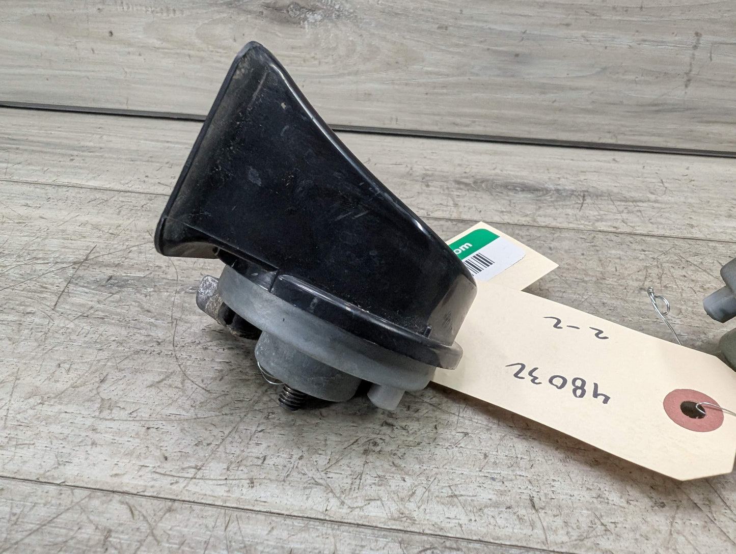 08-13 OEM BMW E82 E88 128i 135i Left Right Horn Signal Low Tone Pitch PAIR