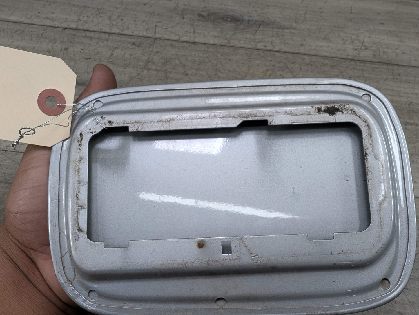 *08-13 OEM BMW E82 E88 135 Coupe Rear Fuel Gas Tank Flap Lid Cover Cap Silver