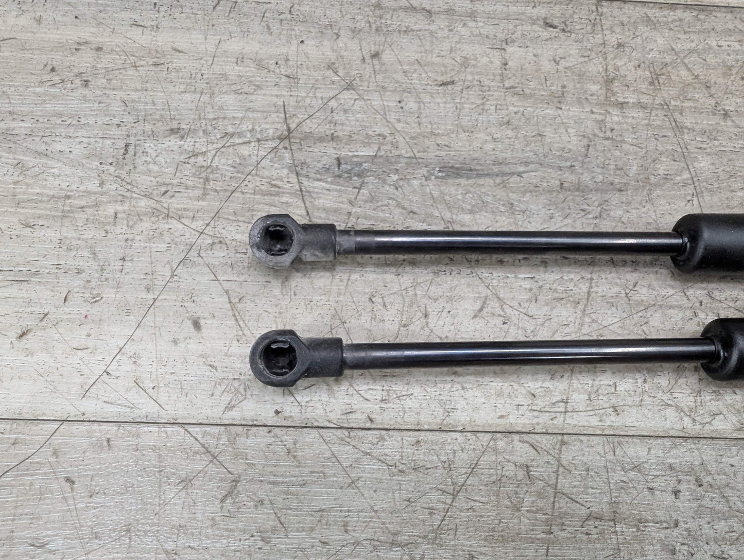 08-13 OEM BMW E88 128 135 Rear Left Right Trunk Lid Spring Shocks PAIR