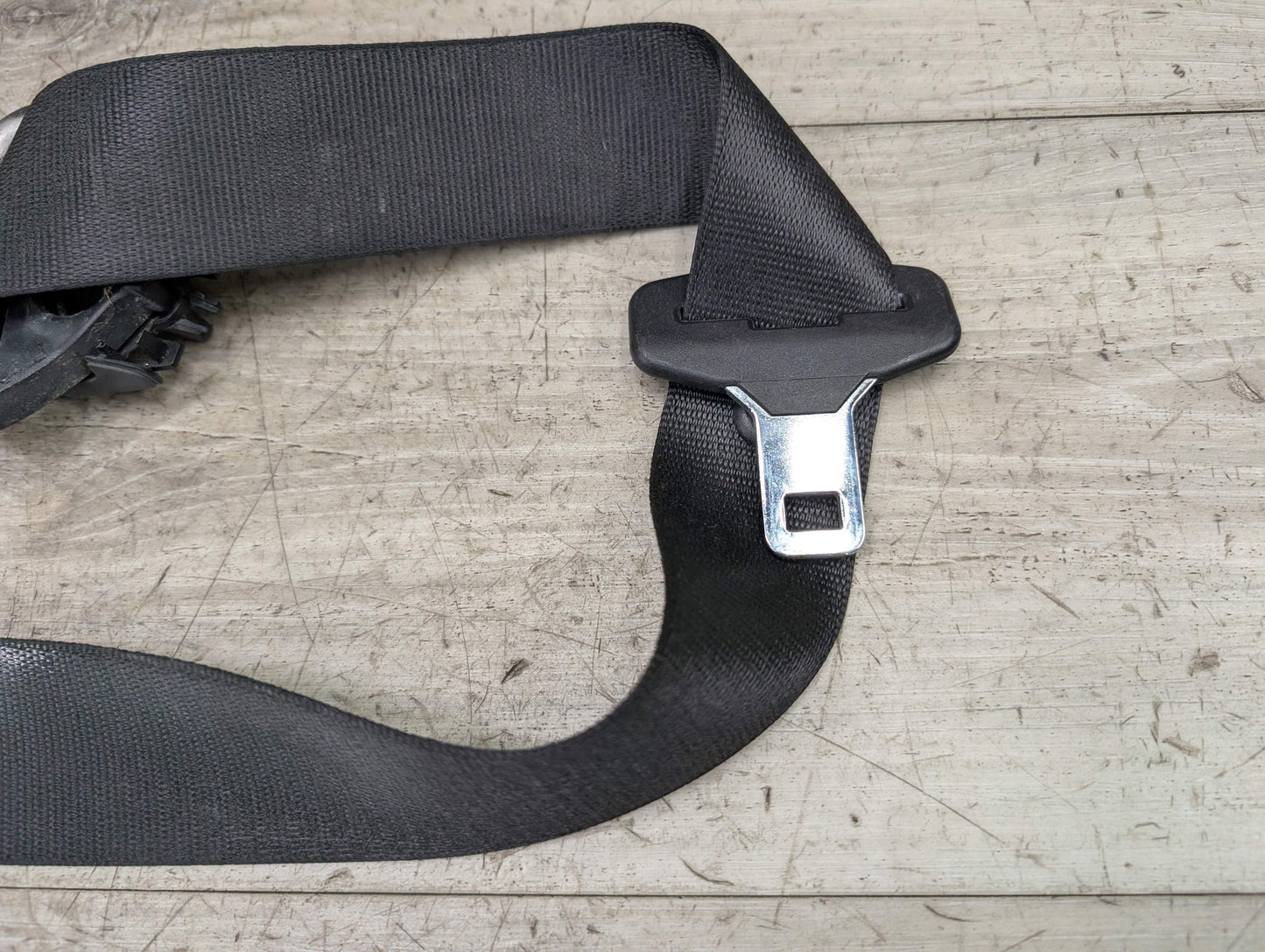 08-13 OEM BMW E88 128 135 Front Left Driver Seat Belt Seatbelt Retractor Black