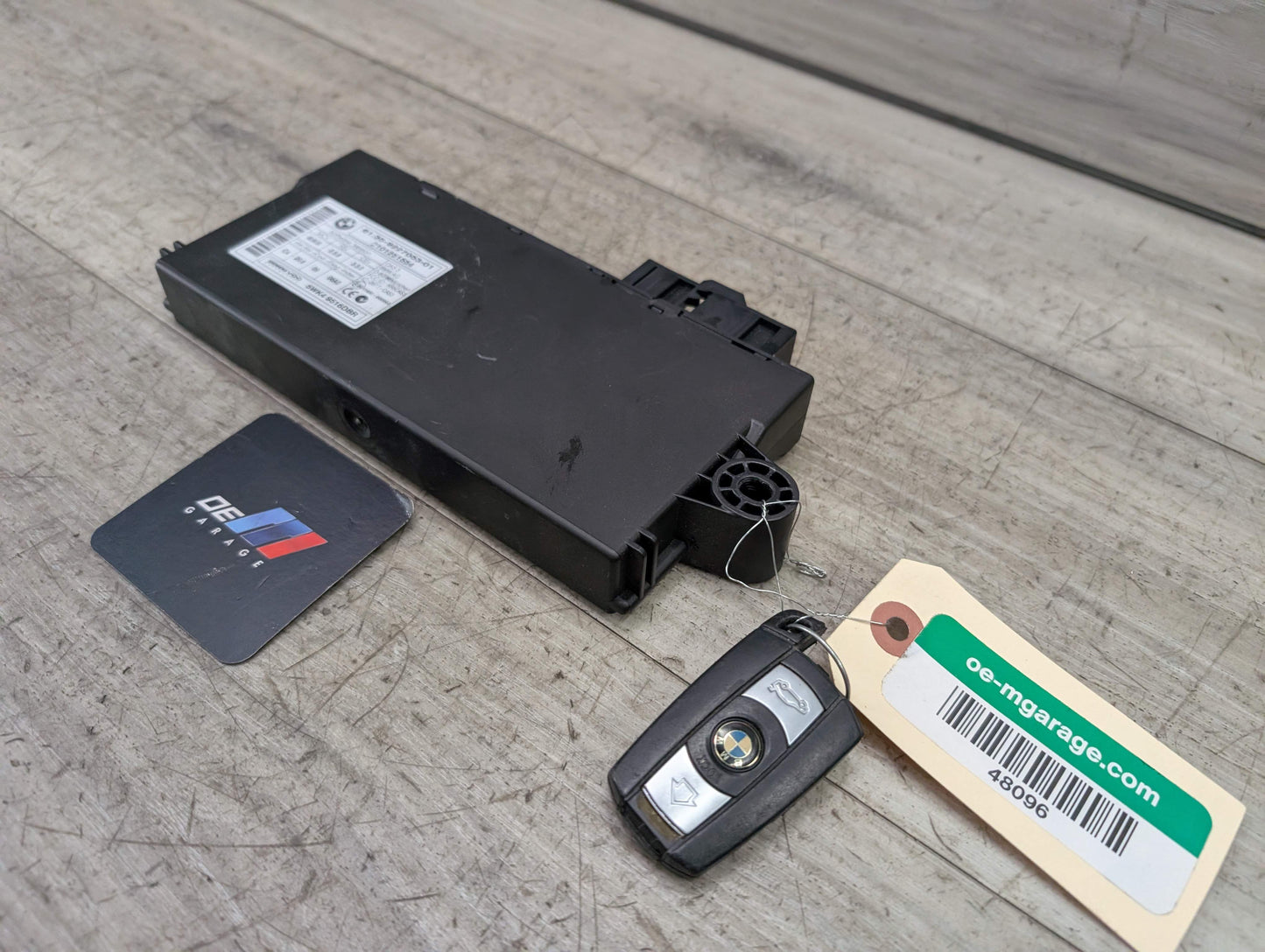 07-13 OEM BMW E82 E88 E90 E92 E93 Comfort Access Control CAS 3 Module w/ Key