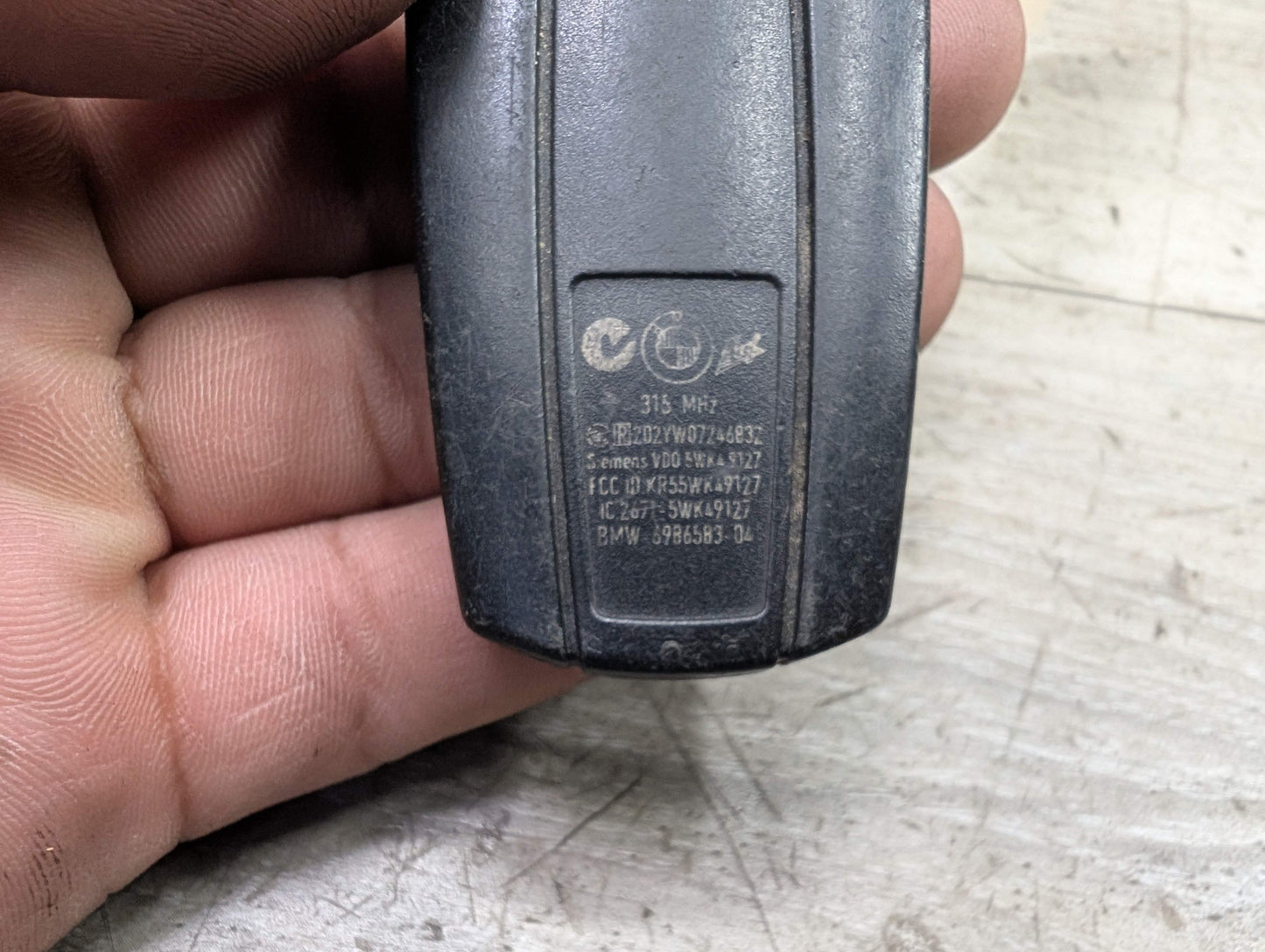 07-13 OEM BMW E82 E88 E90 E92 E93 Comfort Access Control CAS 3 Module w/ Key