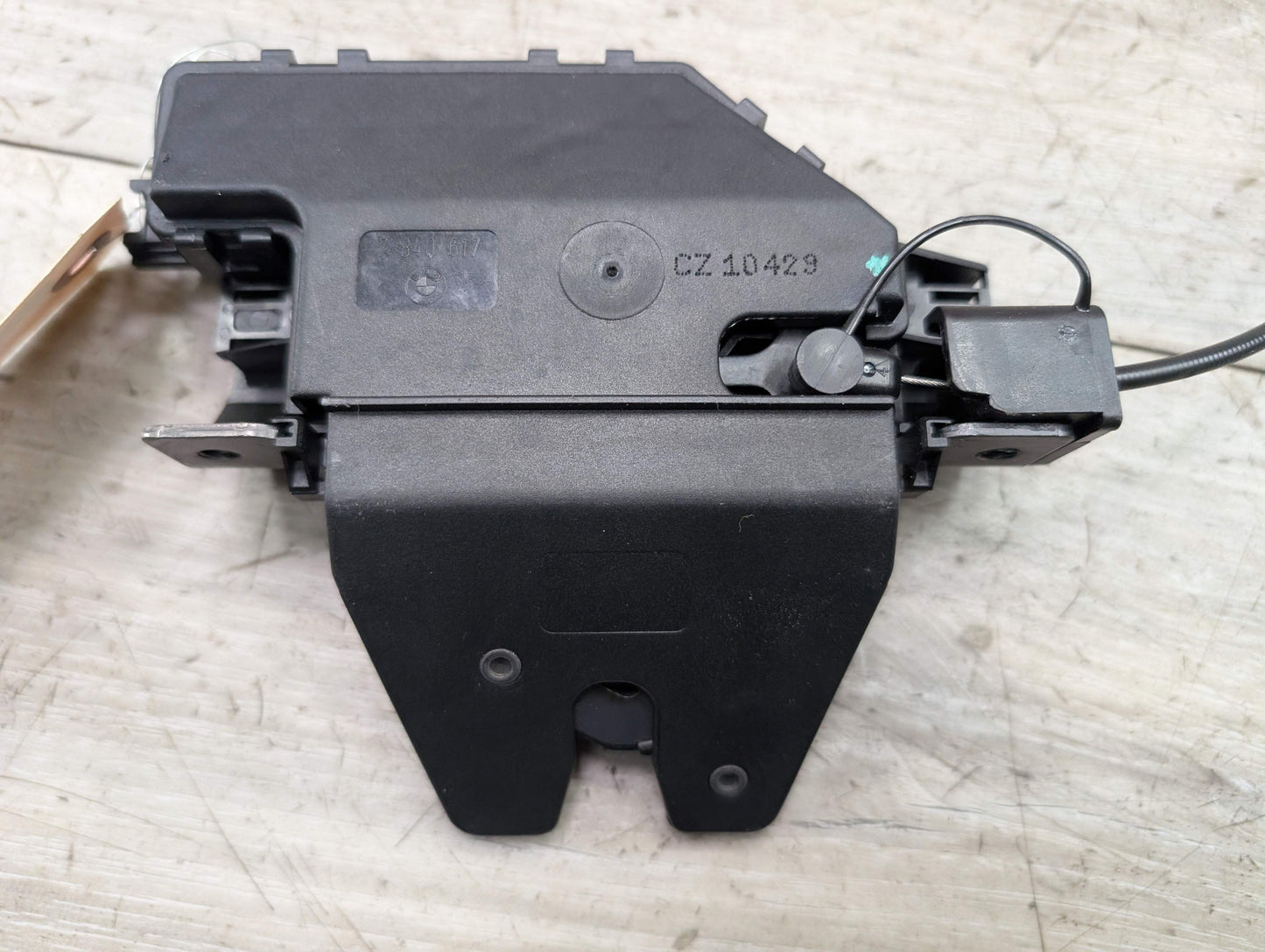 OEM BMW E82 E88 E90 E92 E93 Rear Trunk Lid Latch Lock Opener Actuator w/ Cable