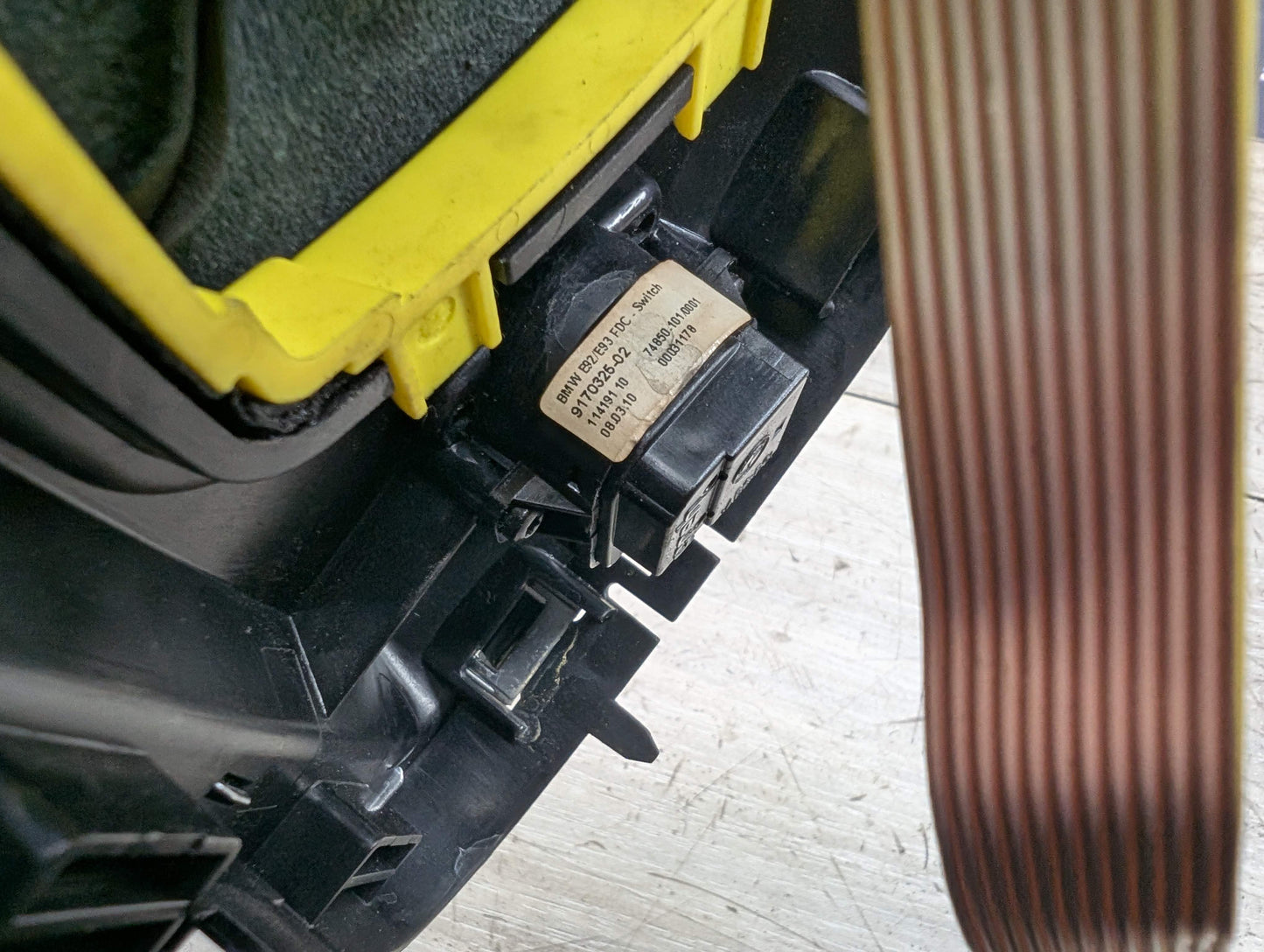 11-13 OEM BMW E88 E82 135 N55 DCT Shifter Gear Selector Switch Knob w/ Trim*