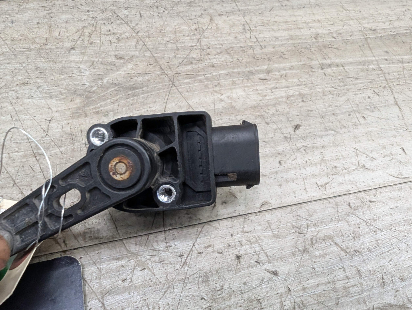 OEM BMW F10 F22 F30 F32 F36 F80 F82 M4 Front Rear Left Right Height Level Sensor