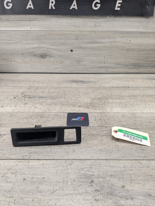 OEM BMW F22 F23 F30 F32 F36 F80 F82 F87 M3 M4 Trunk Lid Release Switch Handle