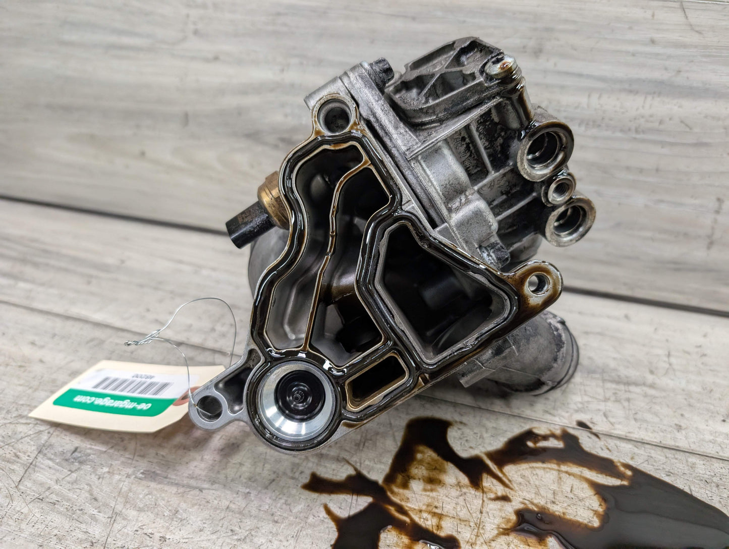 07-13 OEM BMW E82 E90 E92 135 335 N54 N55 Engine Oil Filter Housing COOLER