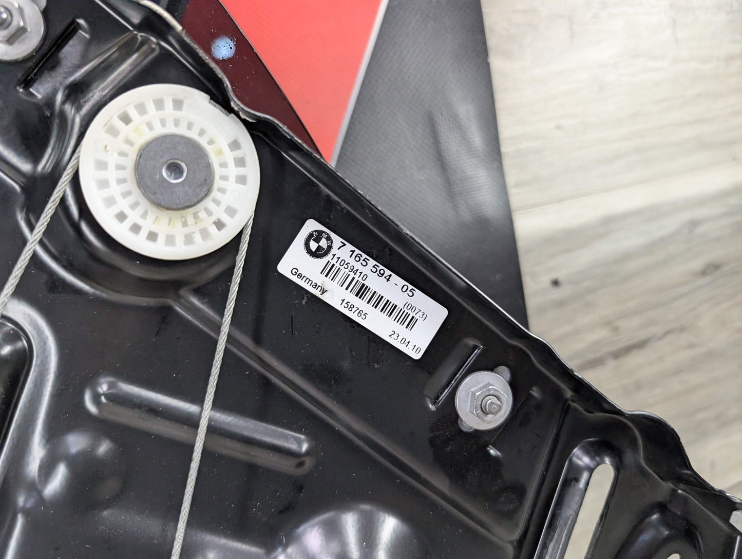 OEM BMW E88 128 135 Convertible Rear Right Passenger Window Regulator Motor