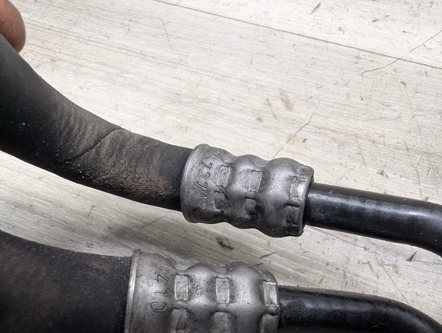 OEM BMW E82 E90 E92 E93 AT Transmission Oil Cooling Inlet Outlet Pipe N54 N55