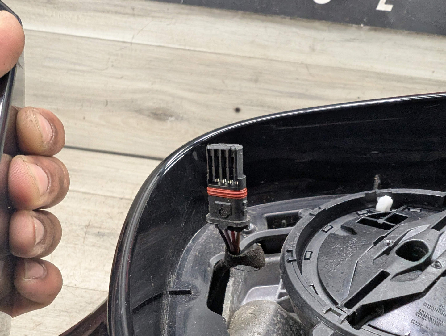 10-13 OEM BMW E2 E88 Front Right Passenger Side Heated Mirror Assembly Silver