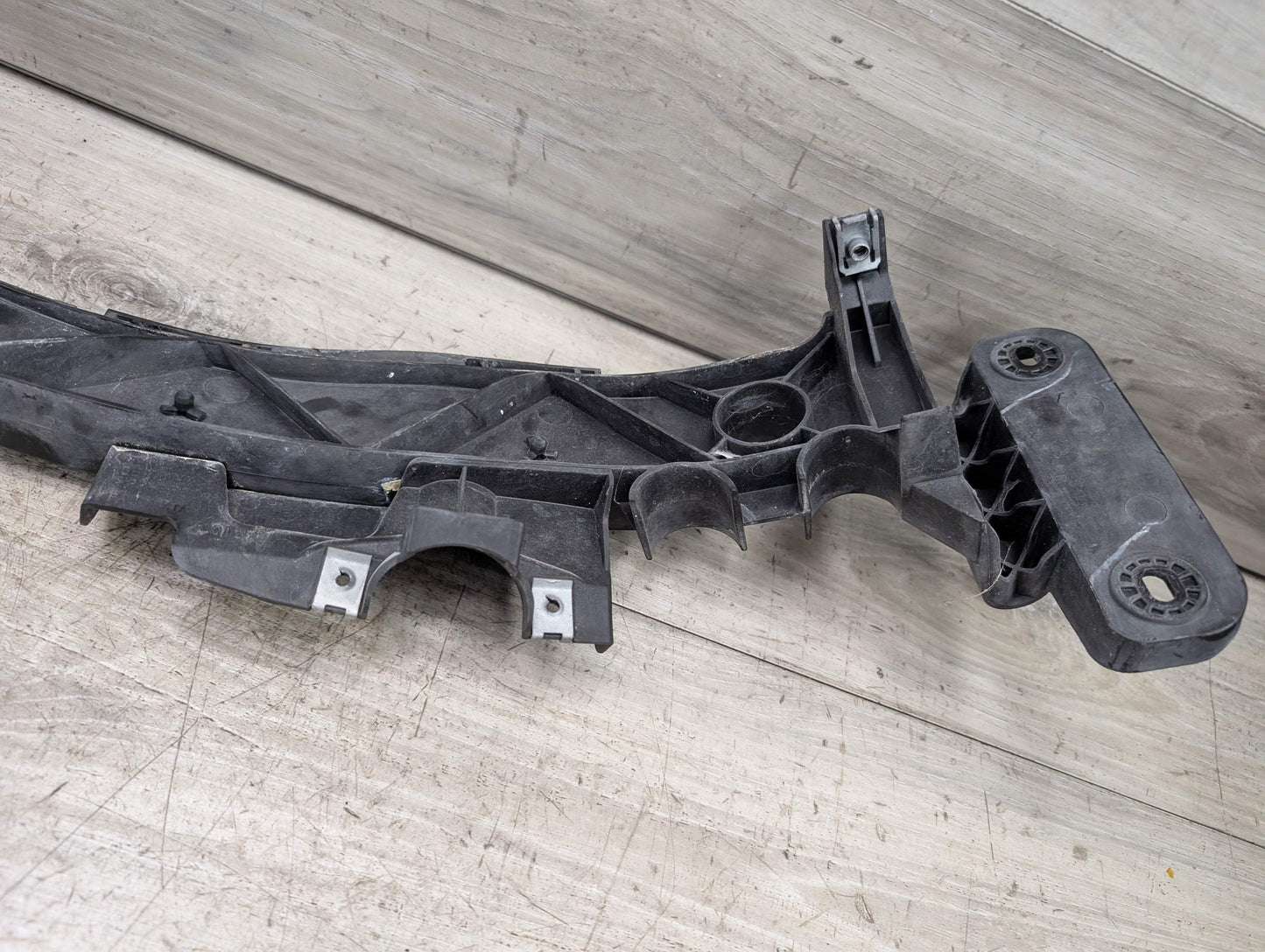 08-13 BMW E82 E88 128 135 Left Driver Headlight Arm Bracket Support Mount