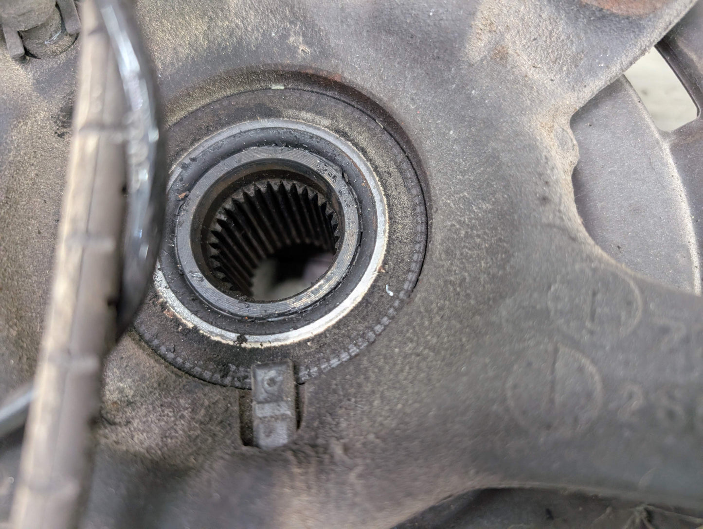 OEM BMW E82 E90 E92 E93 REAR Right Passenger Wheel Hub Spindle Bearing Knuckle