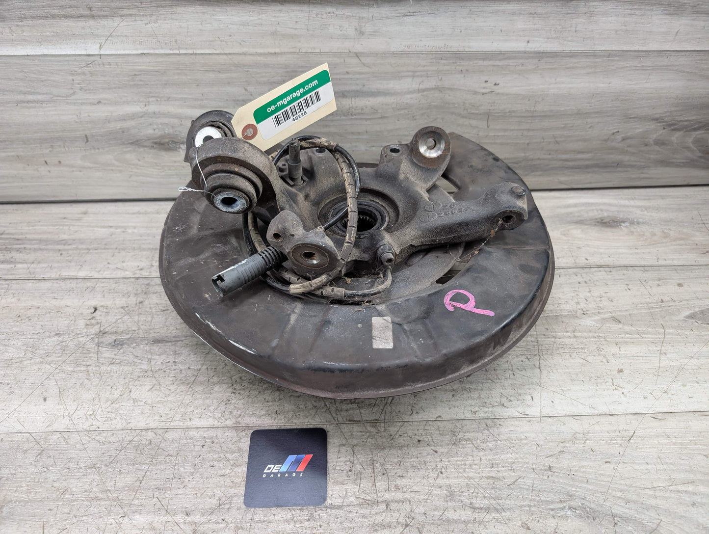 OEM BMW E82 E90 E92 E93 REAR Right Passenger Wheel Hub Spindle Bearing Knuckle