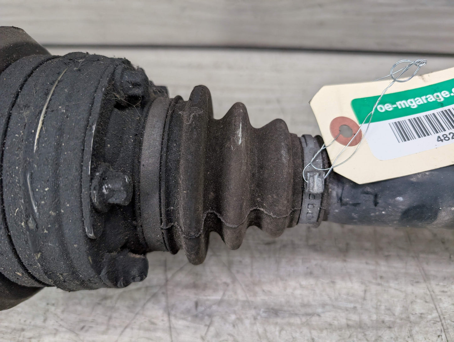 OEM BMW E88 E82 E90 E92 DCT MT RWD Rear Right Passenger Half Shaft  CV Axle