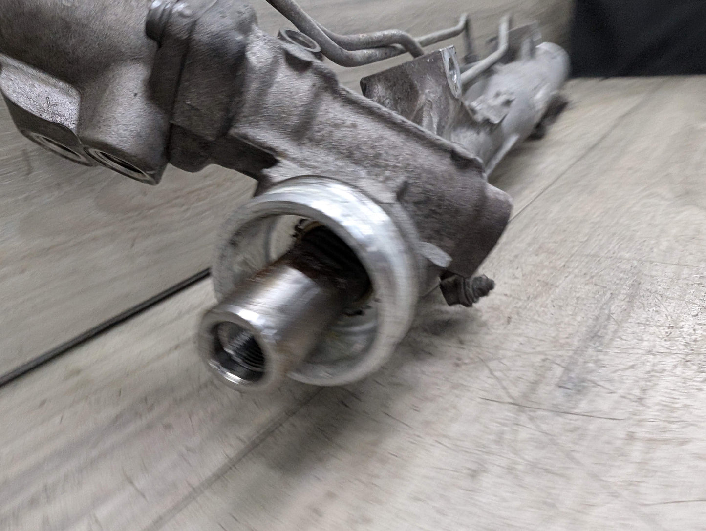 OEM BMW E82 E88 E90 E92 E93 328 335 RWD Power Steering Gear Rack and Pinion L5