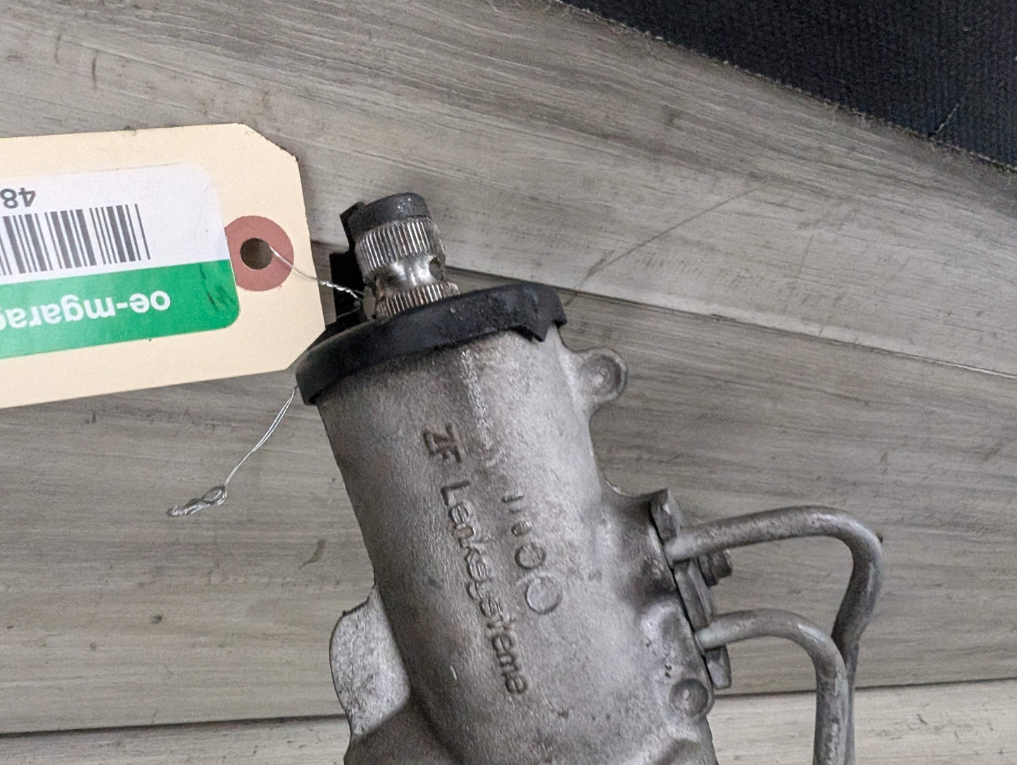 OEM BMW E82 E88 E90 E92 E93 328 335 RWD Power Steering Gear Rack and Pinion L5