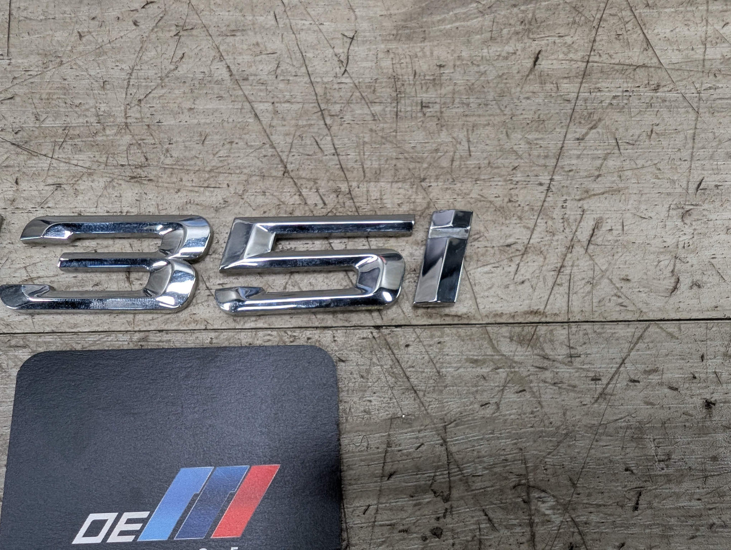 08-13 OEM BMW E82 E88 135i Trunk Lid 135i Badge Emblem