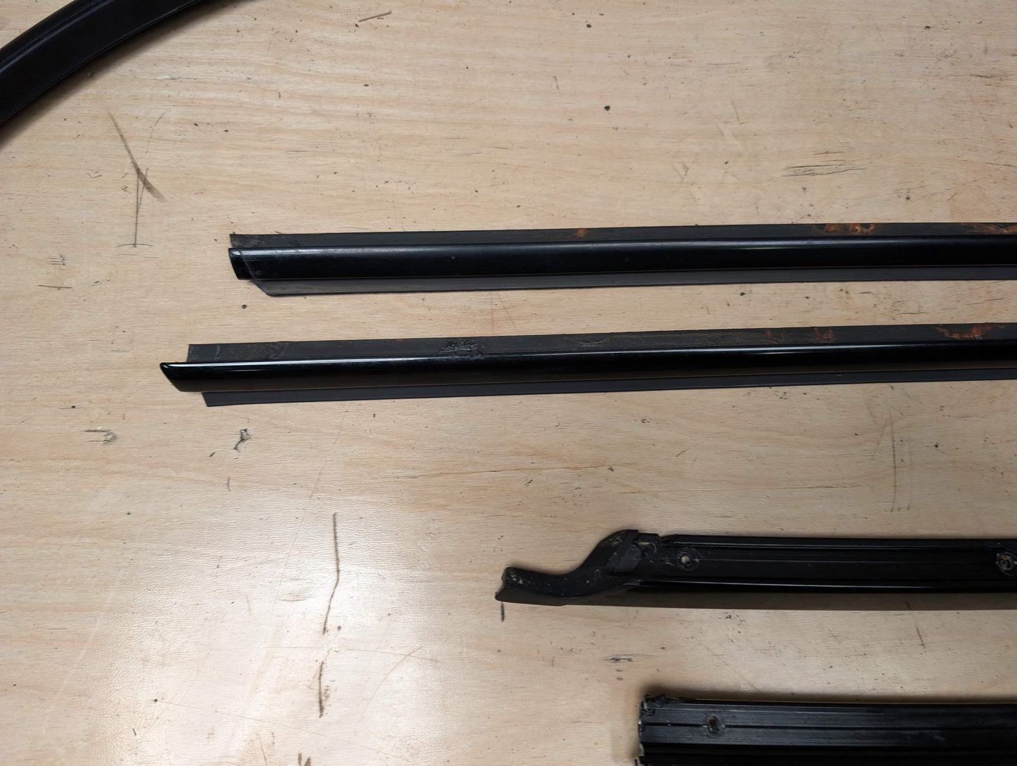 OEM BMW E88 135 Front Rear Door Exterior Trim Molding High Gloss Black SET of 7