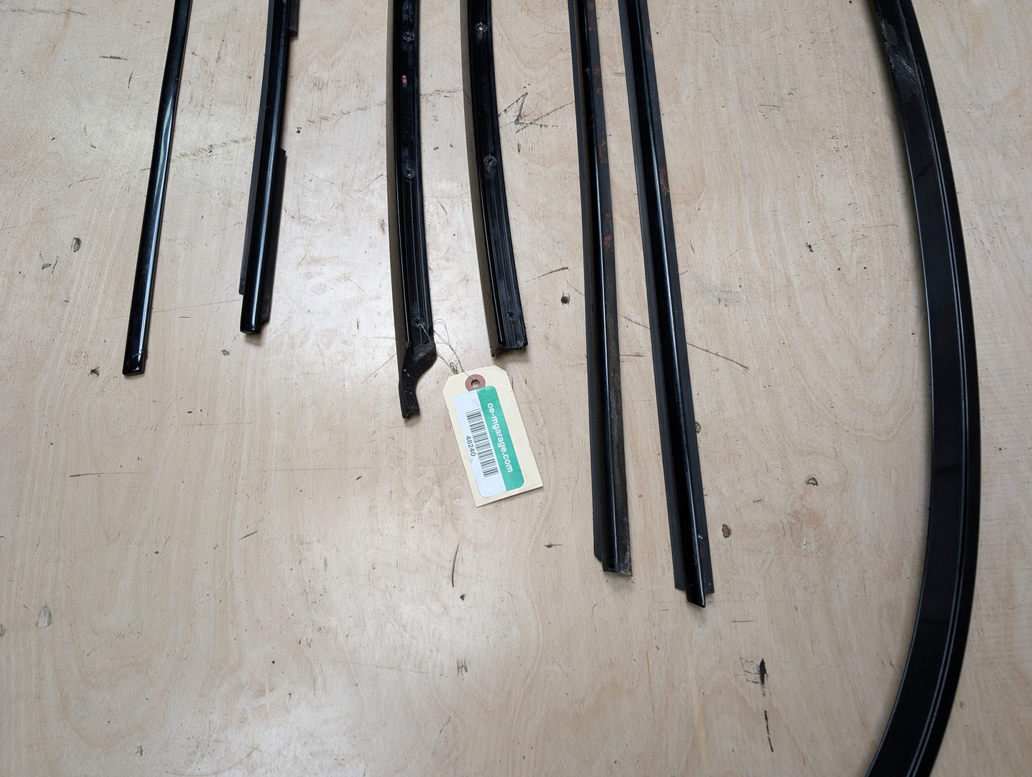 OEM BMW E88 135 Front Rear Door Exterior Trim Molding High Gloss Black SET of 7