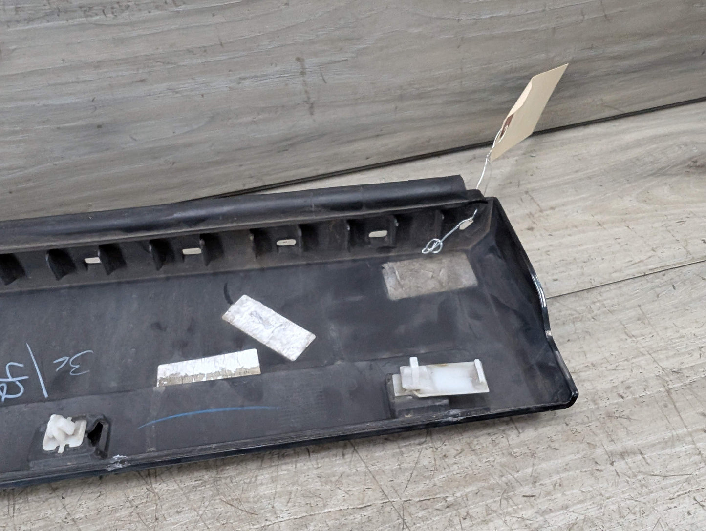 OEM BMW F25 F26 X3 X4 Front Right Passenger Door Lower Molding Blade Trim