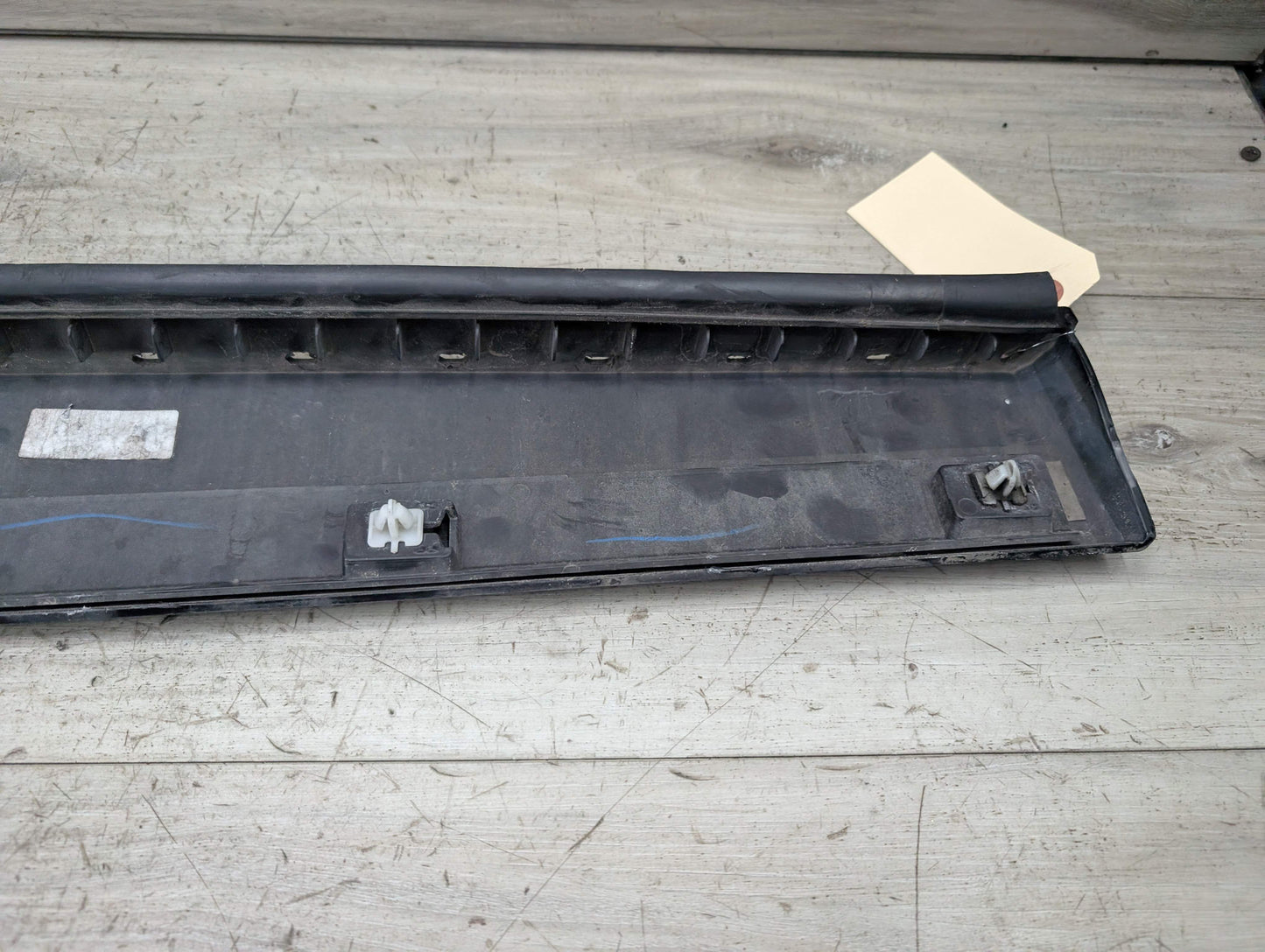OEM BMW F25 F26 X3 X4 Front Right Passenger Door Lower Molding Molding Trim