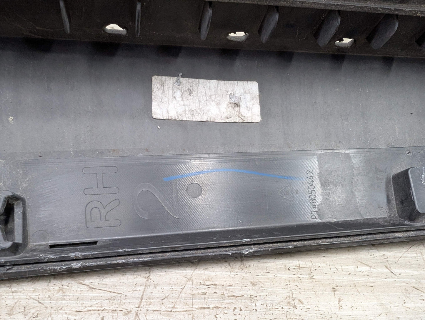 OEM BMW F25 F26 X3 X4 Front Right Passenger Door Lower Molding Molding Trim