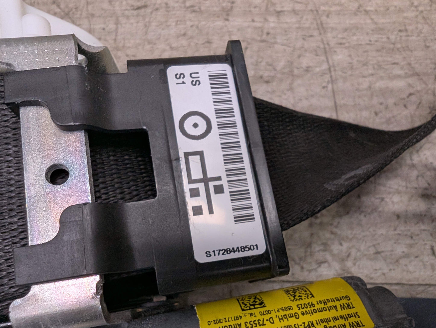 14-20 OEM BMW F22 F32 F82 M4 430 440 Front Left Driver Seatbelt Retractor Black